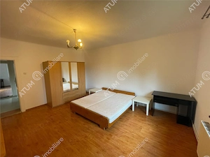 Apartament 3 camere decomandate curte comuna din zona Tiglari Sibiu - imagine 6