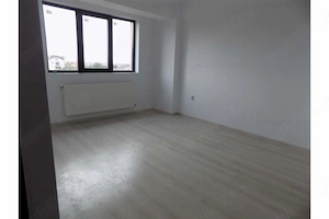 Ofer spre inchiriere garsoniera  termen lung