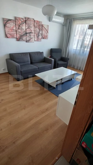 Apartament 2 camere Tractorul, decomandat, parcare inclusa