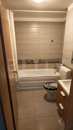 Apartament 2 camere, decomandat, parcare inclusa, Tractorul - imagine 13