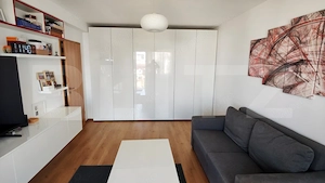 Apartament 2 camere, decomandat, parcare inclusa, Tractorul - imagine 3