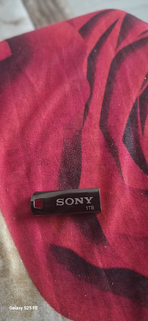 stick usb 2.0 sony 1TB