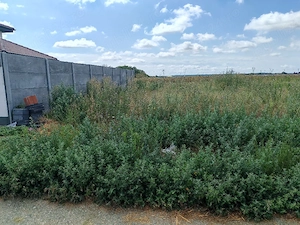 Vând teren intravilan 700mp pentru constrictii
