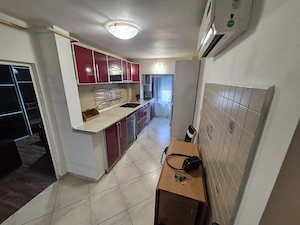 De inchiriat apartament cu 3 camere, etaj 3, Micro 16, 450 euro - imagine 2