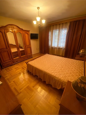 vila pensiune de vanzare Baile Herculane 