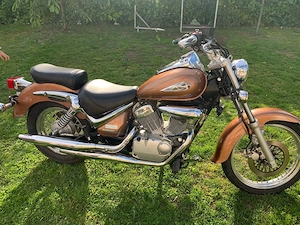 Suzuki Intruder 125 - imagine 3