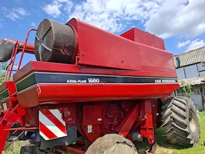 Combina CASE 1660 - imagine 2