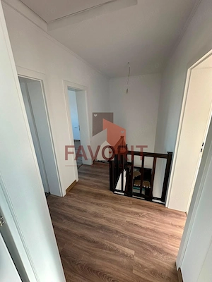 Duplex despartit prin camera tehnica | 4 camere | Toate utilitatile | - imagine 12
