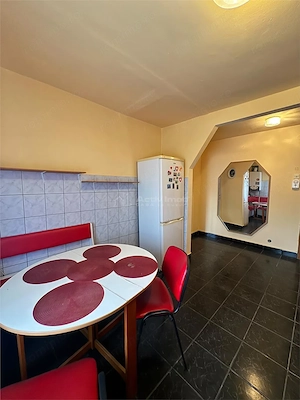 2 camere - Crizantemelor - Etaj 4