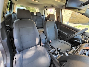 Volkswagen Golf 5 1.9 TDI - imagine 8