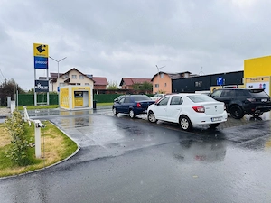 Centru comercial 1200 mp , 4000 mp parcare , ideal investitie, Dragomiresti Vale - imagine 4