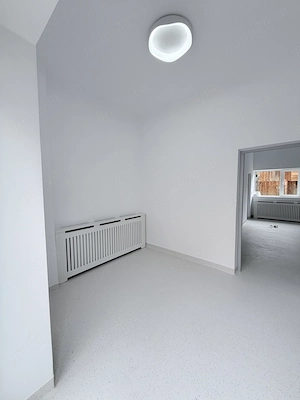 DE ÎNCHIRIAT   Spatiu premium în inima Orașului  NĂSĂUD - imagine 5