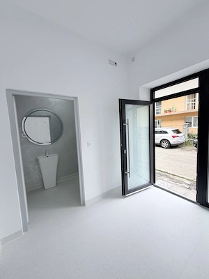 DE ÎNCHIRIAT   Spatiu premium în inima Orașului  NĂSĂUD - imagine 3