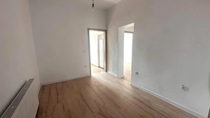 Apartament la casa zona Piata Cluj - imagine 5