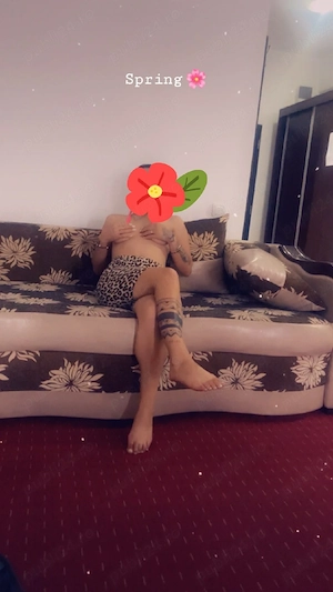 Brunetă  apetisanta  