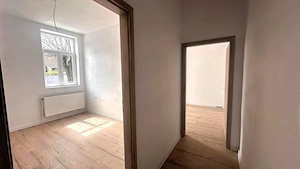 Apartament la casa zona Piata Cluj - imagine 3