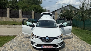 Renault Megane 2024 automat Zen-sport 140 cp Led piele