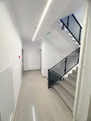 Apartament cu 3 camere, 77.79 mp, zona Centrala  - imagine 9