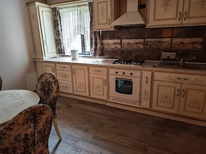 Proprietar ,inchiries apartament cu doua camere 