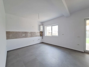 Aproape de Mosnita City Mall. Casa finalizata. Toate utilitatile. - imagine 9