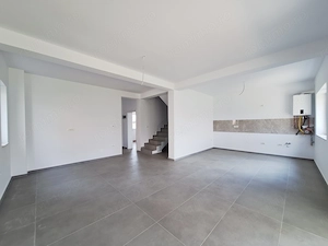 Aproape de Mosnita City Mall. Casa finalizata. Toate utilitatile. - imagine 4