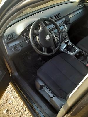 VW Passat tdi ,2011, motor 2.0 - imagine 8