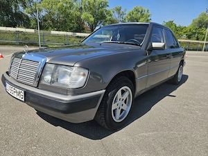 Mercedes W124 E-class 1992 - imagine 2