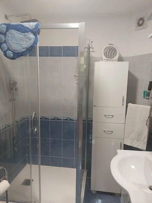 Apartament 4 camere ,piata Ostroveni,mobilat si utilat lux , centrala termica ,aer conditionat - imagine 6