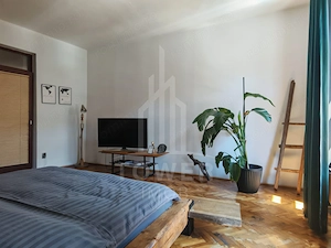Apartament in centru istoric . - imagine 3