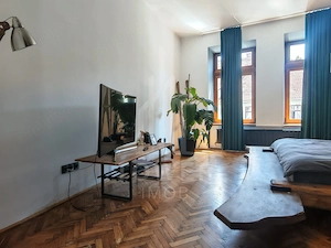 Apartament in centru istoric . - imagine 4