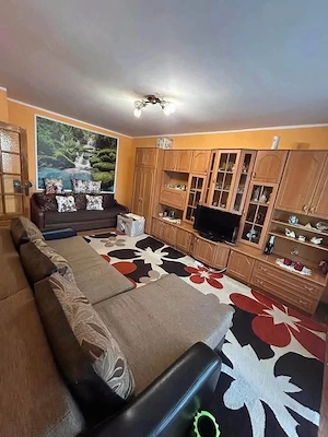De vanzare apartament cu 2 camere si balcon,  zona Favorit, etajul 2, Pret 59900 euro - imagine 9