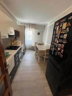 De vanzare apartament cu 2 camere si balcon,  zona Favorit, etajul 2, Pret 59900 euro