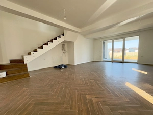 Duplex finalizat despartit prin casa scarii cu 3 bai si design morden ! - imagine 2