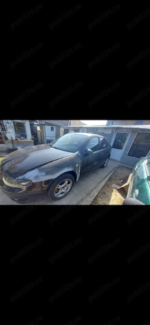 dezmembrez seat leon 