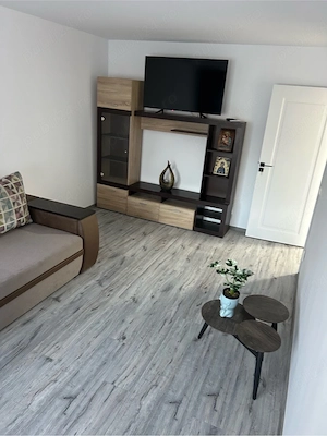 Vand Apartament Decomandat 2 camere etaj 1