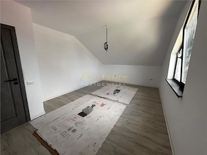 Cas #259; individual #259;, 4 camere ,2 b #259;i , 130 metri utili! - imagine 8