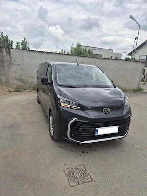 Cedez leasig Toyota Proace 7+1