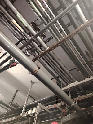 Muncitor necalificat pentru întreținere și vopsire structuri metalice intr-o statie de epurare