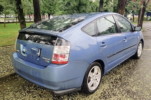 Prius Hybrid 2005 173000 km, itp 2027 - imagine 4