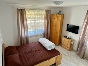 Pensiune de vânzare în Bobu, Scoarța - sau schimb cu apartament Timisoara - imagine 9