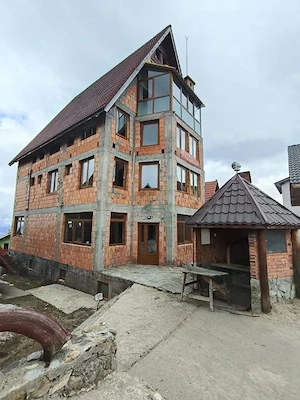 Pensiune de vânzare în Rânca – oportunitate rară lângă pârtia M1 - imagine 10