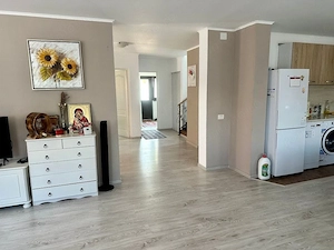 Pensiune de vânzare în Bobu, Scoarța - sau schimb cu apartament Timisoara - imagine 12