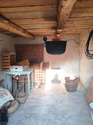 Casă și teren de vânzare Polovragi - Racovița - imagine 11
