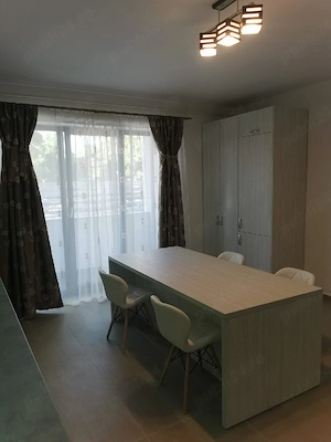 închiriez ap 3 camere de lux - imagine 2