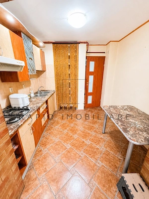 2 Camere | Etaj 3 | Magazin TOP | Sid-Vest | 53 mp | An '88 | Mobilat +Utilat  - imagine 5