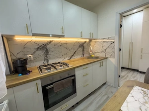 Regim Hotelier Apartament 1 Cameră Ultramodern (Zonă centrală) TV 4K Youtube Premium Netflix 4K Amaz - imagine 5