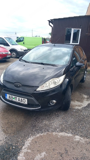 Vând Ford Fiesta 2009. 1.25 cm  benzina. - imagine 5