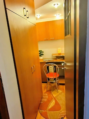Vând apartament decomandat 2 camere 54,3 m , zona Linzz, et. 2, loc parcare, preț negociabil - imagine 8