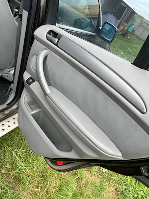 dezmembrez bmw x5 e53 3.0 diesel automat - imagine 9