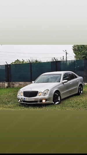 Mercedes E200 Automat  - imagine 2